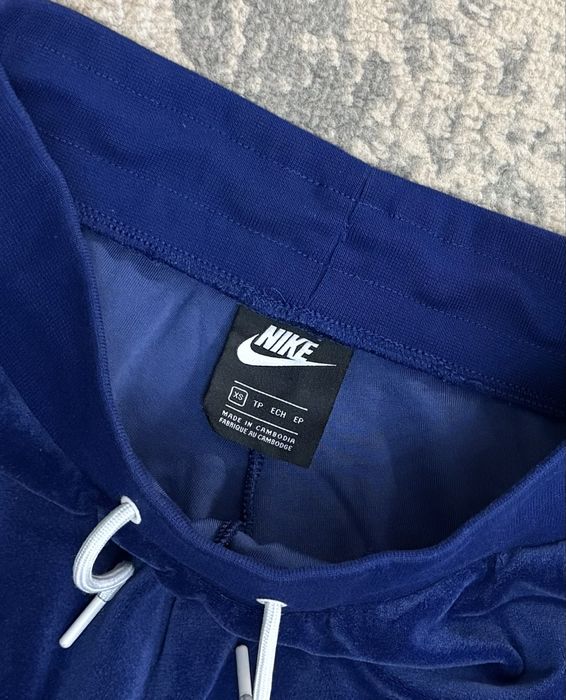 Дамско плюшено долнище Nike