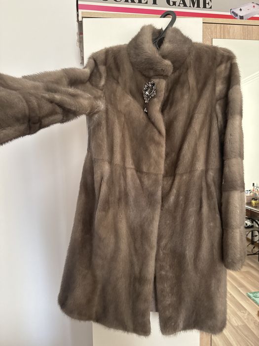 Продам Норковую шубу