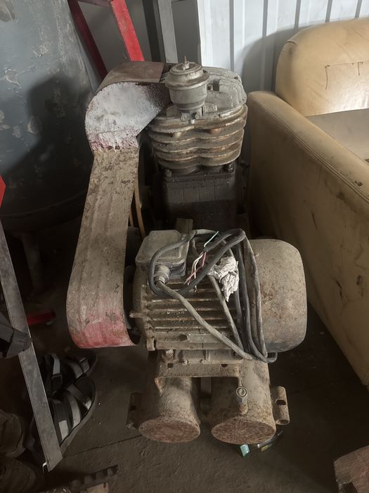 Продам хороший советский компрессор