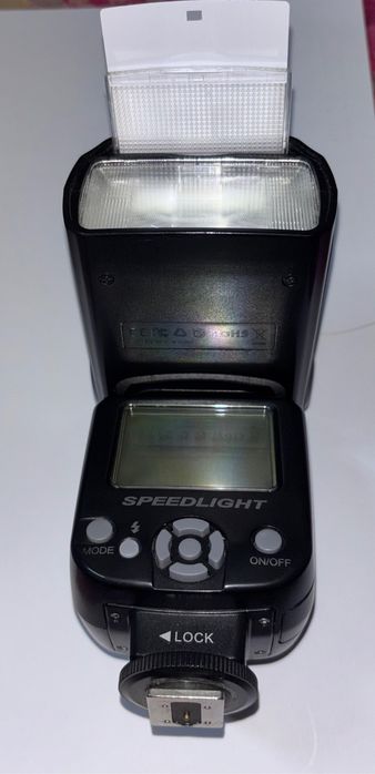 Вспышка на фотоаппарат