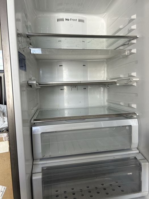 Продам холодильник samsung в хорошем состоянии