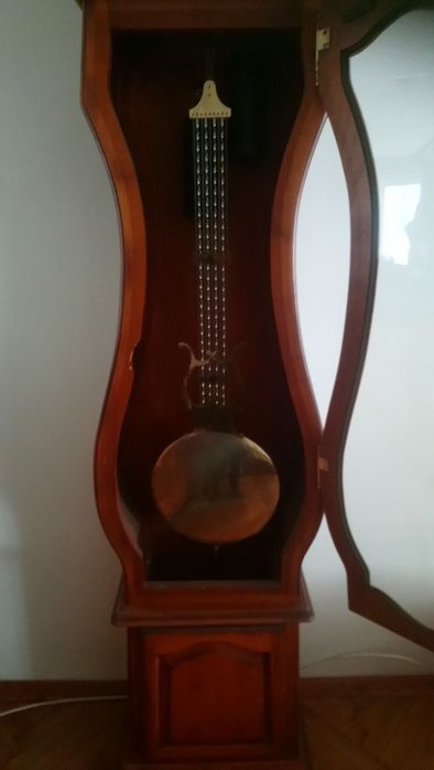 Салонен часовник Франция