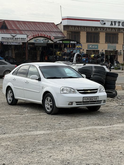 Lasetti 2010 2-pozitsiya