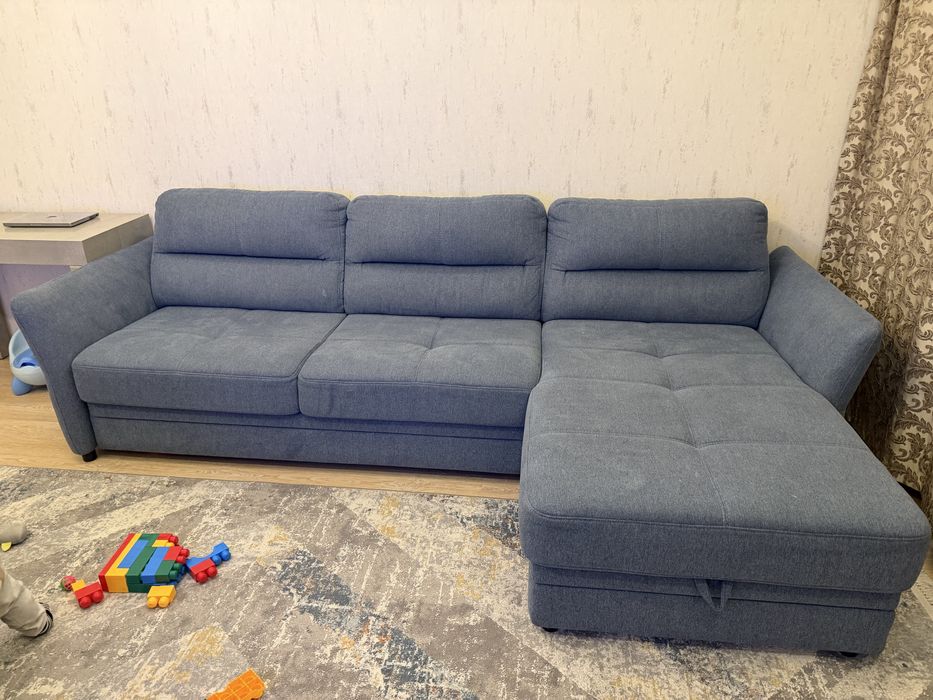 Продам диван угловой