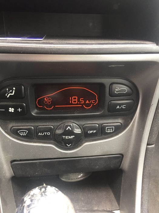 Пежо 307/ Peugeot 307 бензин 1.6 109 коня на части