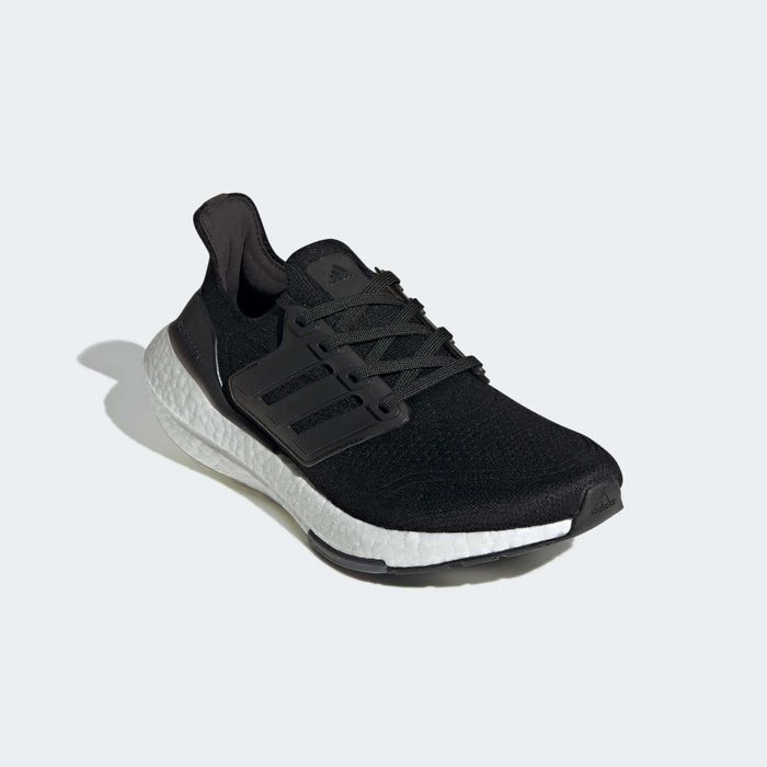 Оригинални дамски маратонки * ADIDAS ULTRABOOST 21 * 38.5 ,40.5