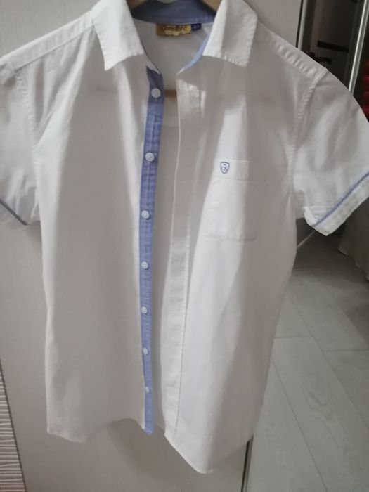Белая рубашка на мальчика