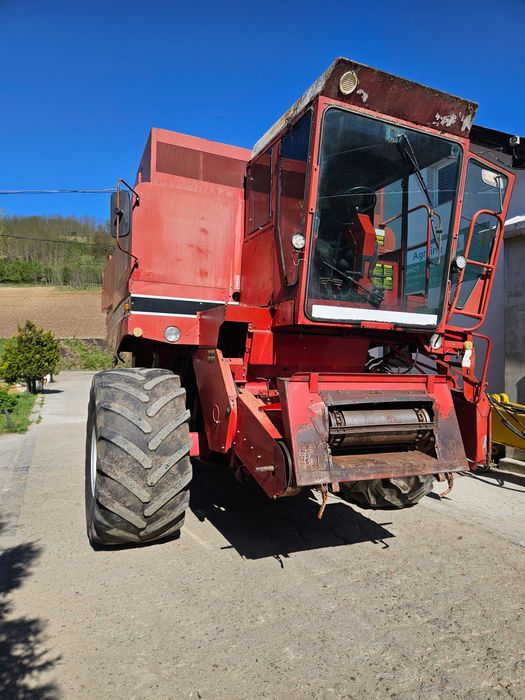 De vanzare combina Case IH 1460+Heder paioase Case IH 825