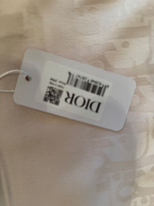 Dior-Чисто нов автентичен дамски копринен шал