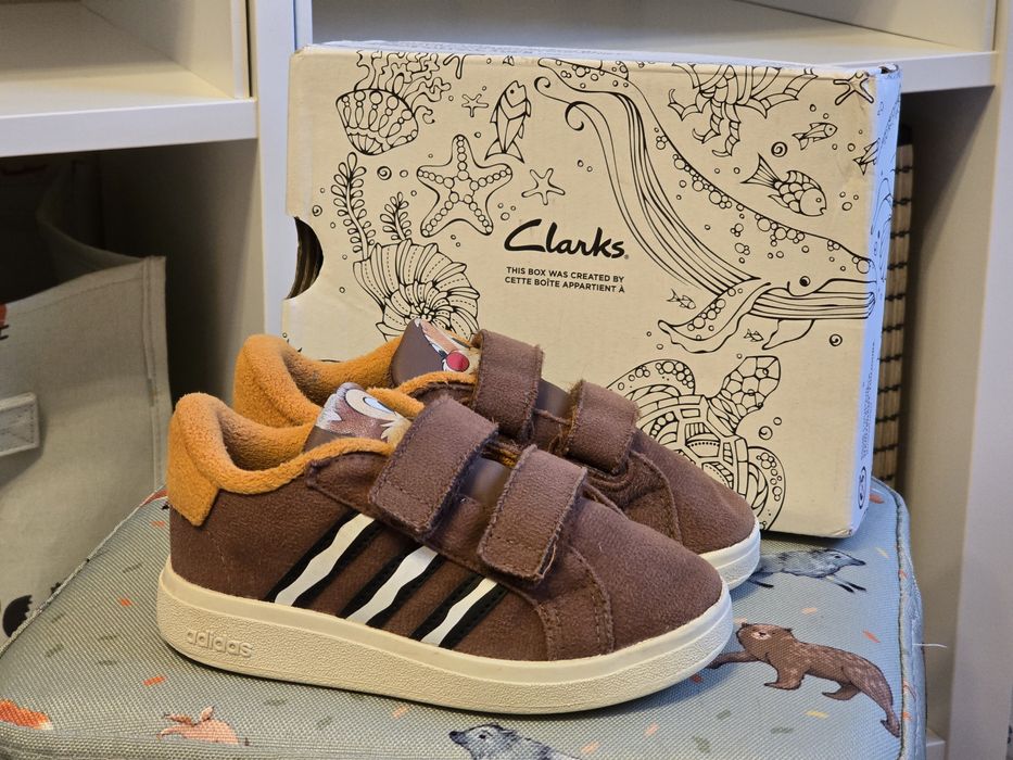 Кецове Clarks, Converse и Adidas 24,26,27,28 номер