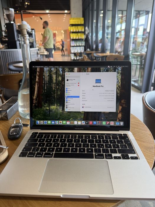 MacBook pro 13 inch,2020 impecabil !
