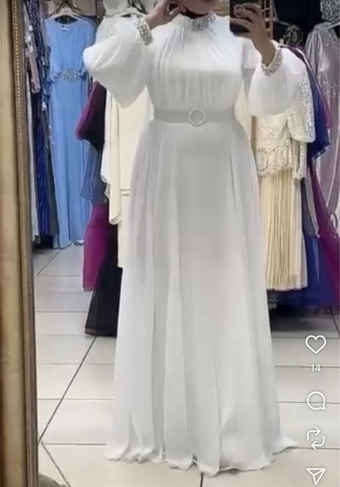 Платье вечернее белое
