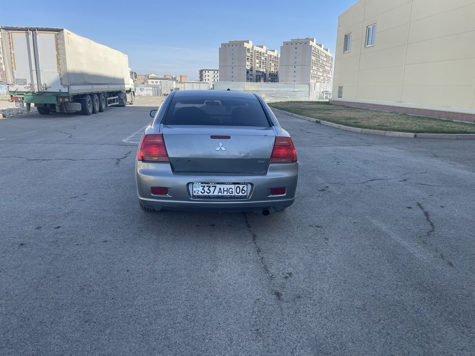 Митсубиси галант