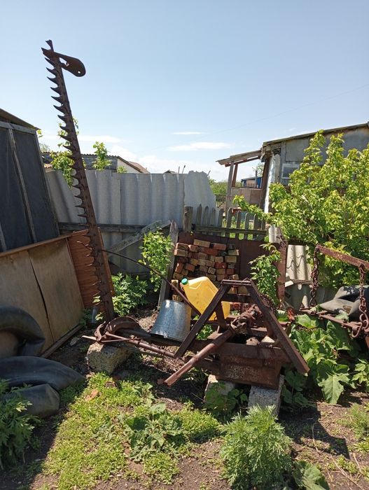 Продам трактор со всеми оборудованиями