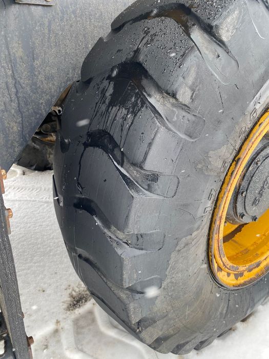 Покрышка 3тонник погрузчика