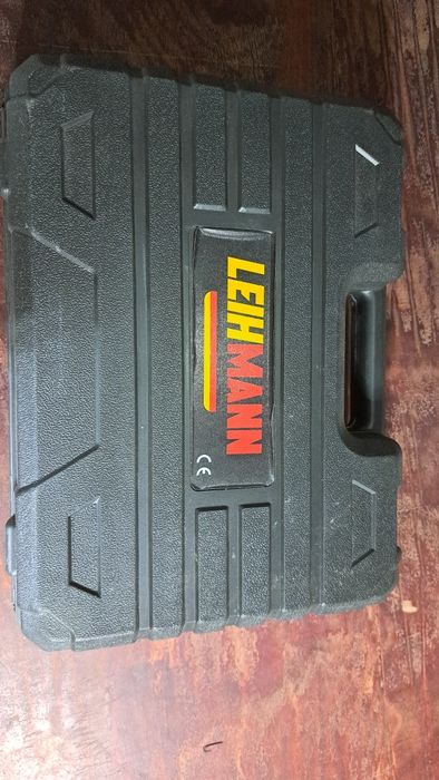 Fierastrau pe acumulator.