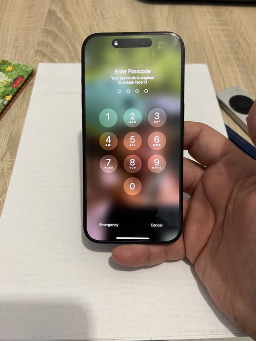 Iphone 15 pro 128gb 87% baterie 10/10