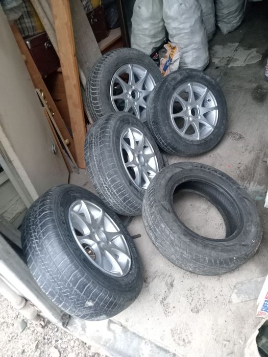 Продам диски с резиной