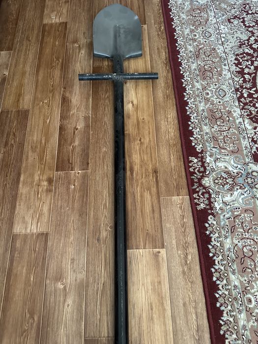 Штыковая лопата мощный