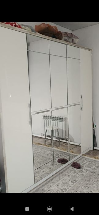 Продам спальный гарнитур