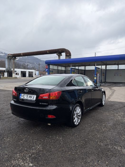 Lexus is 220d 2008