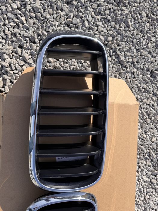 Продавам бъбреци/решетки за Бмв Х6 F15-като нови!