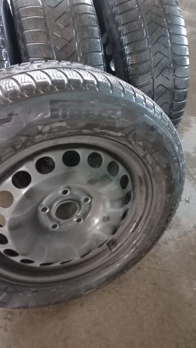 Jante tabla + Cauciucuri iarna Volkswagen Passat  B8