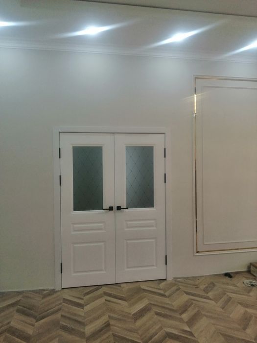 Установка меж ком двери.