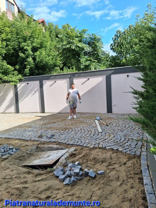 Piatra cubică andezit