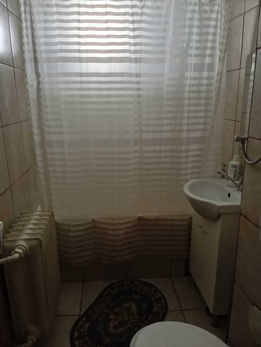 De închiriat apartament 2 camere în Drumul Taberei