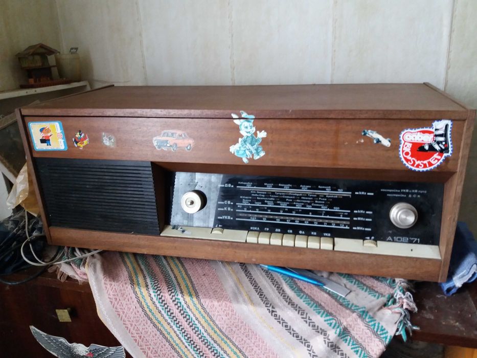 Продавам стар грамофон