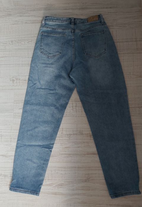 Сини дънки с надписи