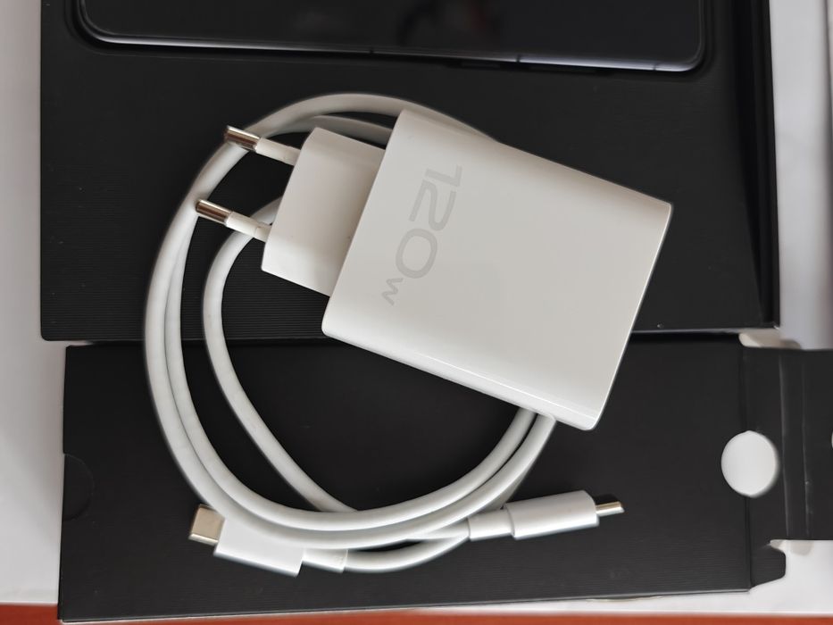 Vivo x 300 ultra global version  512/16