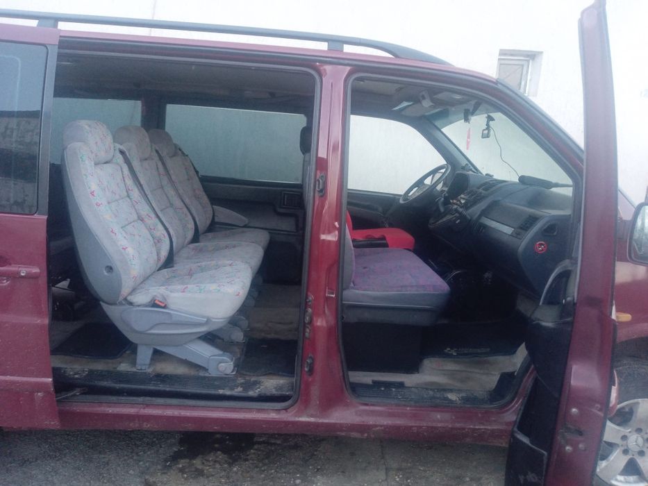 Vând mercedes vito W638 8+1 locuri