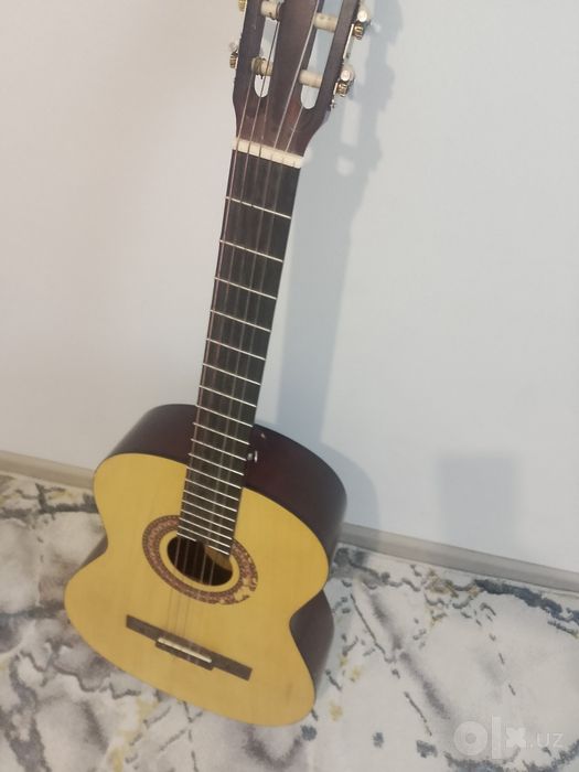 Oscar Schmidt gitarasi