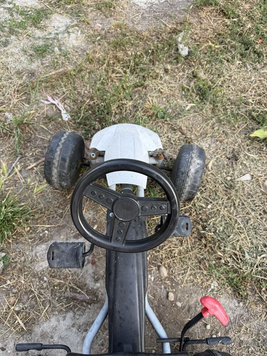 Kart cu pedale copii