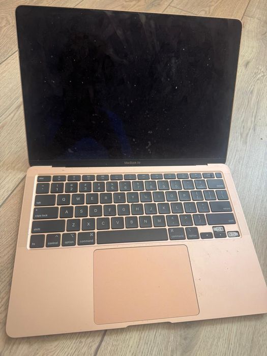 Продам MacBook 13 Air