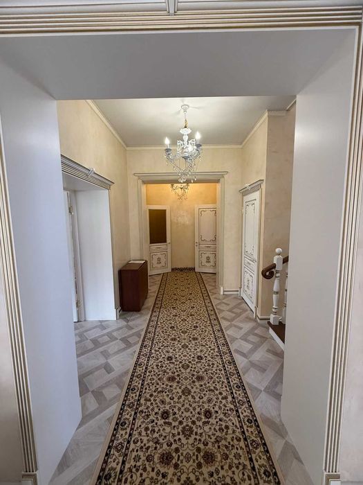 Продаю современный коттедж в черте города!