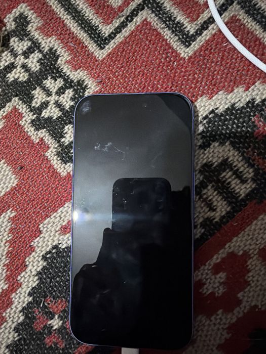Iphone 16 ultramarine