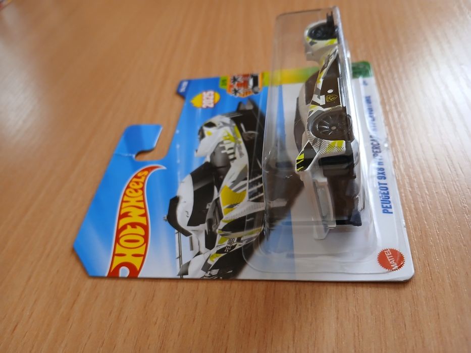 Peugeot 9x8 Hypercar/Hypervoiture