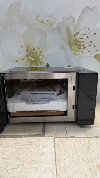 Микровълнова фурна HISENSE H23MOBS4HI