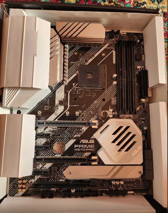 COMBO ASUS PRIME X570-PRO + Ryzen 5 5600X + DDR4 Corsair 3600/8gb*2=16