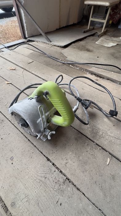 Продам плиткарез