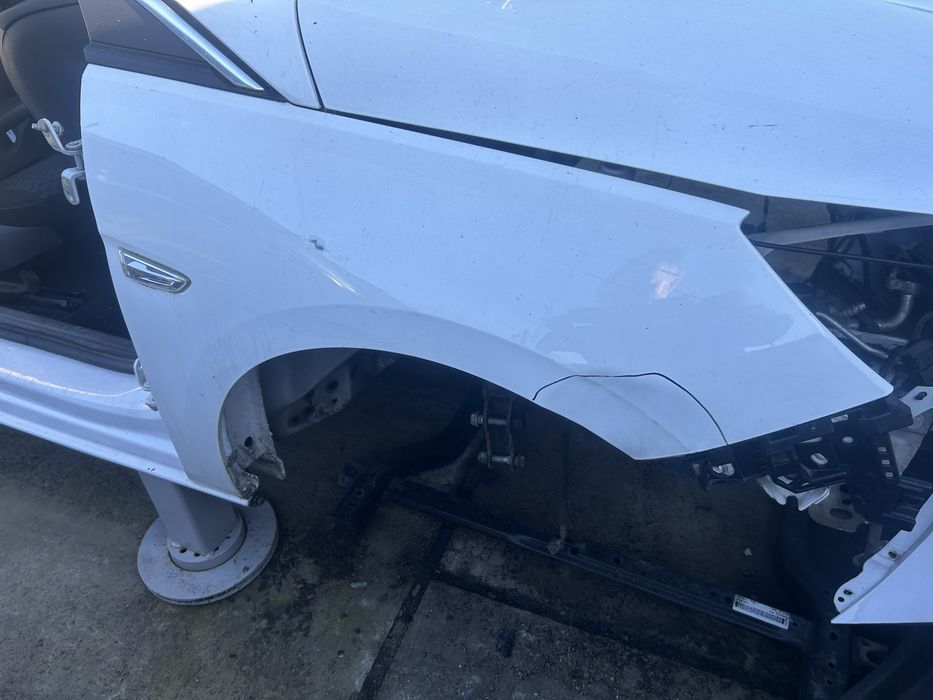 Aripa dreapta fata Opel astra K an 2015-2020 culoare alb