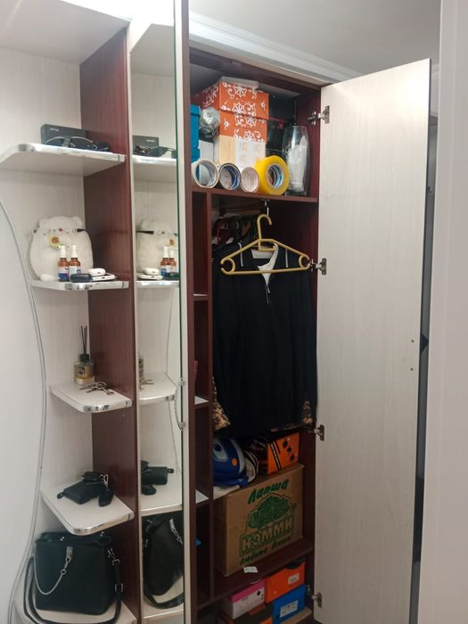 Продам шкаф для прихожий