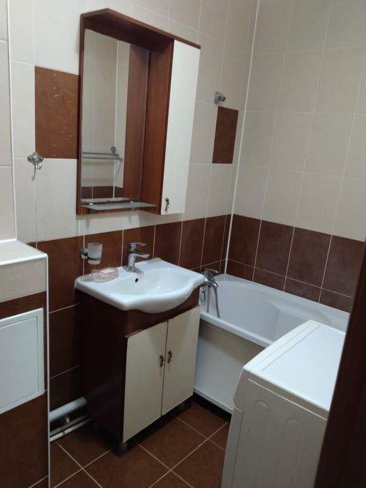 продам 1 комн квартиру в центре