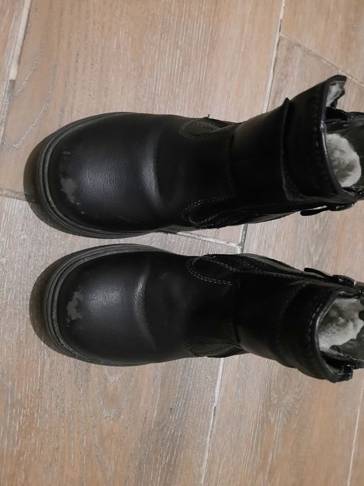 Продам зимние сапоги на мальчика