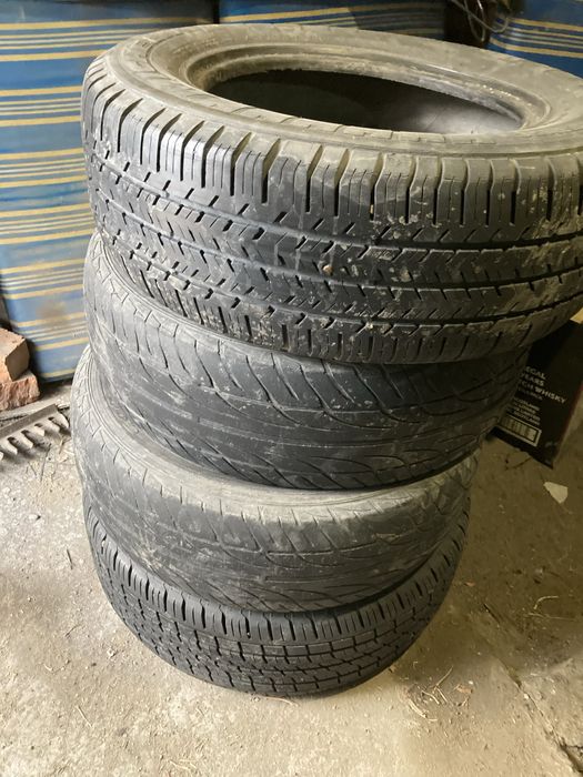 Шины 4 штук разный. Два 195/65/15 и, два 215/65/15