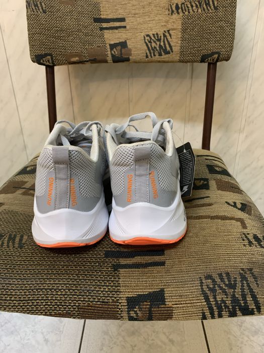 Adidas Nike Zoom noi