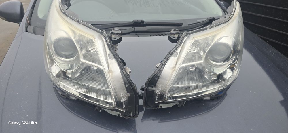 Far toyota avensis t27